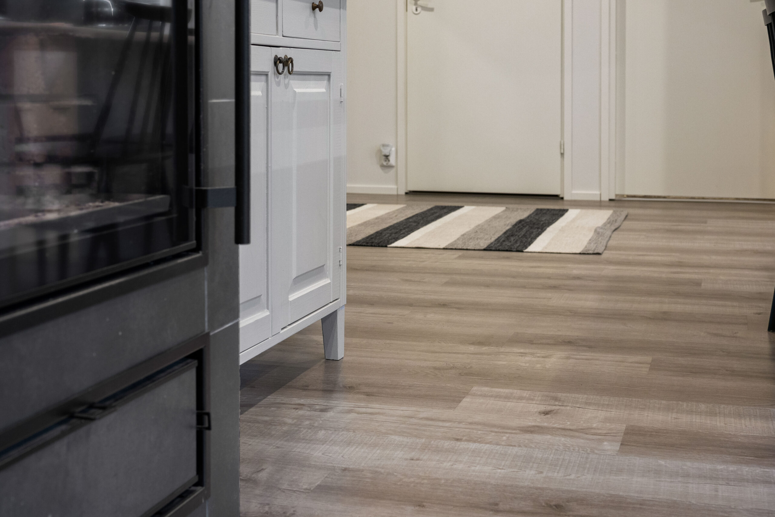 Linnasaari vinyylilankku.